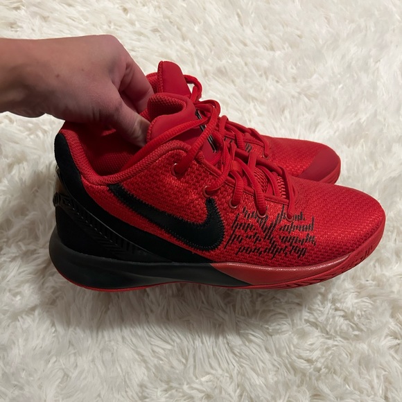 Nike Boys Kyrie Flytrap 2 - Picture 3 of 5